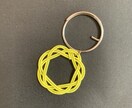 水引きでシンプルなキーホルダー作ります とてもシンプルなのでお揃いなどにも！！ イメージ2
