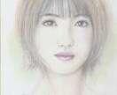 色紙に鉛筆と色鉛筆でふんわり優しい似顔絵を描きます 大切な方へのプレゼントにも！　原画｛色紙）をお届けします イメージ2
