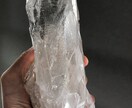 パワーストーンを見て感じたことをお伝えます 石を見るのが大好き！石の雰囲気や感じたことをお客様にお届け✨ イメージ1