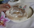 パールシェル席札・結婚式トレイ・名入れします 挙式後はアクセサリートレイに！ゲストに喜ばれる特別な席札 イメージ5