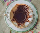 トルコ式コーヒーで占います トルコ式コーヒー占いは１４世紀より受け継がれた占い方法です。 イメージ5