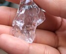 パワーストーンを見て感じたことをお伝えます 石を見るのが大好き！石の雰囲気や感じたことをお客様にお届け✨ イメージ3
