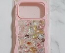 シール使ってデコレーションスマホケースを作成します ぷっくりシールをメインに可愛いスマホケース イメージ2