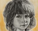 鉛筆でリアルな似顔絵描きます 人物でも、物でもリアルに描きます。要望はなるべく応えます。 イメージ1