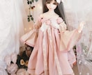 大切なお人形さんのためにお洋服を製作致します お描きいただいたデザイン画から人形服をお作り致します。 イメージ3