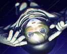 楽曲MVや小説装画に！息づかいを感じる絵を描きます 映画のワンシーンのようなドラマチックなイラストをご提供します イメージ1