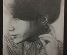 お気に入りの写真を想いを乗せて鉛筆画で仕上げます カウンセリングでしっかり想いを受け取り、描いていきます。 イメージ4