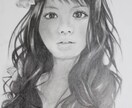 鉛筆でケント紙に似顔絵を描きます 鉛筆画　似顔絵　結婚記念日やプレゼント、誕生日に最適！ イメージ3