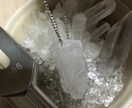 水晶のペンデュラムを使ったダウジングで占います イエス・ノーで答えが出る悩みに適しています。 イメージ1