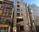 関東地域の古物商許可申請を一括代行します 書類作成から窓口申請・受取まで、一括で承っております。 イメージ3
