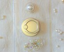 オリジナルハンドメイドでiPhoneケース作ります シンプルデザインが好評♥真珠と花モチーフの世界で一つのケース イメージ1