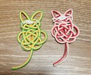 水引で梅結びと猫をつくります 3色の水引で梅結びと猫を作っております イメージ4