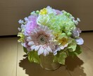 造花でアレンジフラワー作ります 造花であなたの暮らしに彩りを。 イメージ2