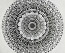 曼荼羅風、絵画を色鉛筆を使い、手描きします 主に鑑賞用を目的として手描きで制作しています！ イメージ7