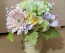 造花でアレンジフラワー作ります 造花であなたの暮らしに彩りを。 イメージ4