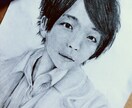 似顔絵を鉛筆･デッサン･木炭画で描きます 高クオリティで価格は低い一枚を！ イメージ3