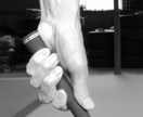 これからゴルフを始めようとする方を指導します ①グリップの基本動作をお家で学習します。 イメージ6