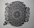 ご用意いただいた図案を丁寧に切り絵にします 線画データから繊細な切り絵を制作（※版権不可） イメージ2