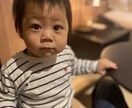 遊ぶ、食べる、笑うベビー子どもの写真素材提供します ぱっちりお目目、さらふわ桃肌、ふさふさヘアーの1歳boyです イメージ4