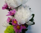 アーティフィシャルフラワーで仏花作成します お好みの故人のお好きだったお花などで作成いたします。 イメージ2