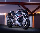 バイクの写真をカタログのようにとります 愛車のかっこよさを存分に活かす写真を撮ります。 イメージ2