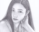 鉛筆画の似顔絵を、あなたに代わって描きます お友達へのプレゼントや寄せ書き用にも最適です。 イメージ5