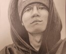 人物、ペット似顔絵作成します 細密鉛筆模写！SNSや名刺等にご活用ください イメージ6