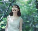 SNSや婚活に！魅力引き出す写真撮影をします 専用スタジオで撮影！あなたの「最高の1枚」を引き出します。 イメージ1
