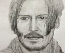 鉛筆でアナログ似顔絵(A5)を描かせていただきます お祝いや記念日などのプレゼントに最適です。 イメージ4