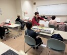 脳トレピアノで指一本から好きな曲を弾いて頂きます 脳が生き生き若返る ピアノ演奏を楽しみながら脳トレしましょう イメージ2