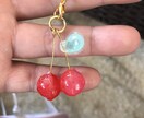 レジンでアクセサリーやキーホルダーを作ります ネックレスやキーホルダーをつくってます イメージ6