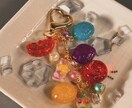 レジン液でキーホルダーやアクセサリーを作ります 〜世界に一つだけのアクセサリーやキーホルダー〜 イメージ7