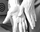 これからゴルフを始めようとする方を指導します ①グリップの基本動作をお家で学習します。 イメージ10