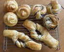 パンの成形と仕上げ、動画で伝授します 様々な形のパンがあると食卓賑やか！家族も笑顔♡ イメージ8