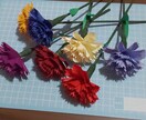 母の日カーネーションの贈り物、作ります カラーペーパーだから丈夫でずっと飾れるフラワーアート イメージ3