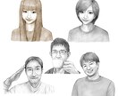 花冠無料サービス！写真を元に鉛筆で似顔絵描きます １枚目のイラストと同じ花冠お付けします イメージ8