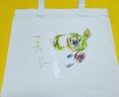 お子様が描いた絵をトートバッグにプリントします お子様の思い出の絵画をオリジナルトートバッグ イメージ3