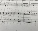 ピアノ講師が楽譜に音名「ドレミファソ」を書きます 全ての音符に音名を書いて、ピアノを弾けるようにお手伝いします イメージ1