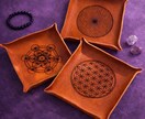 神聖幾何学メタトロン刻印トレイ制作します 静かな存在感の神聖幾何学インテリア本革レザートレイ イメージ3