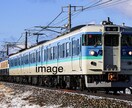 鉄道写真を提供しています しなの鉄道の115系新長野色とスカ色のコンビです。 イメージ1