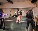 楽しく踊ろう！ダンスのオンラインレッスンをします ダンス未経験の方、運動が苦手な方ももちろんOK！ イメージ2