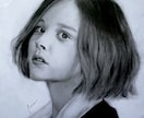 似顔絵を鉛筆･デッサン･木炭画で描きます 高クオリティで価格は低い一枚を！ イメージ1