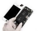 iPhoneのバッテリー、画面交換承ります 自分の好きな部品でも修理依頼できる！ イメージ1