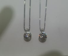 宝石について購入の相談承ります。