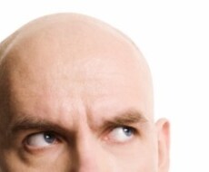 薄毛でお悩みの方。格安！私の成功法お教えします 若禿の私が実際に行い成功した、格安な方法お教えします！