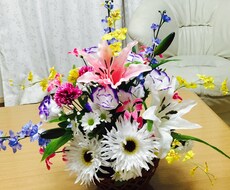 生花・造花のアレンジメント作ります イメージ1