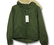 ZOZOTOWみたいに送って頂いた洋服写真を加工します。 イメージ1