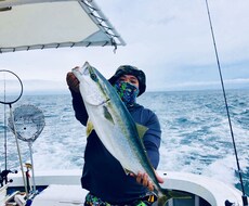 初心者向けに魚の釣り方（海、川、湖）何でも教えます