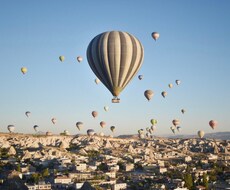 海外旅行に関する記事を作成します 留学や海外一人旅の体験をもとに記事を書きます