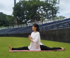 肩こり解消、腰痛の緩和に繫がるヨガを行います イメージ1